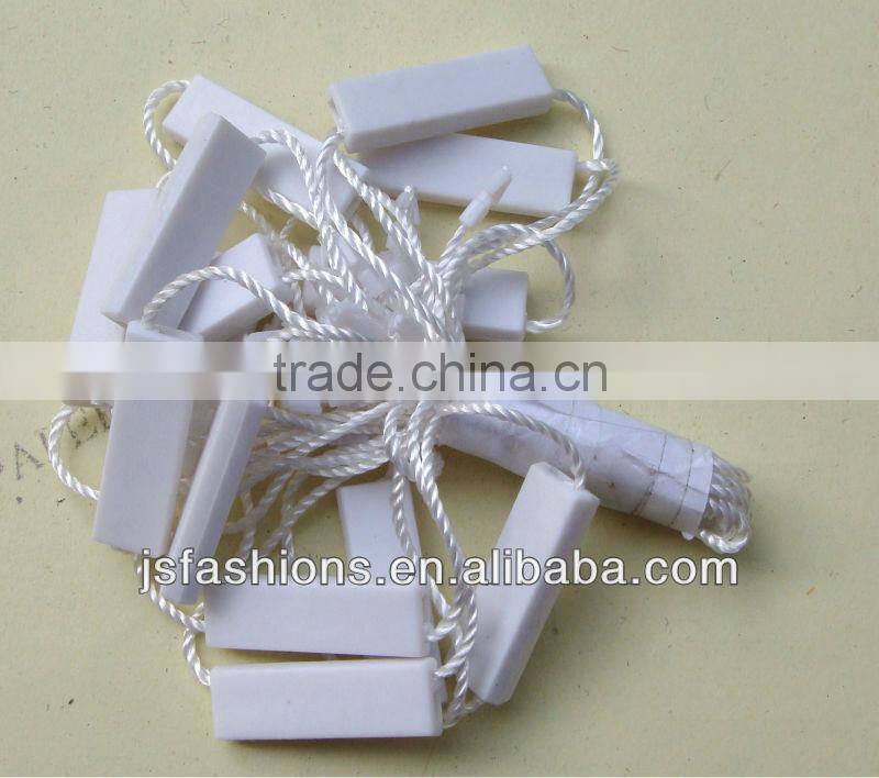 Fashion ordinary common use garment plastic tag without logo