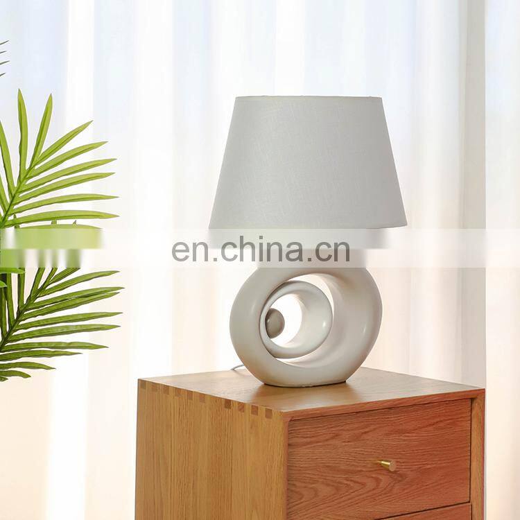 Latest arrival indoor lighting oval shape indoor ceramic lamps with custom lampshade