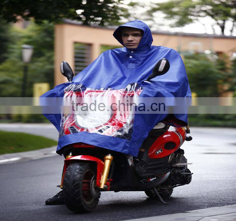 Durable oxford fabric material long hooded raincoat for men