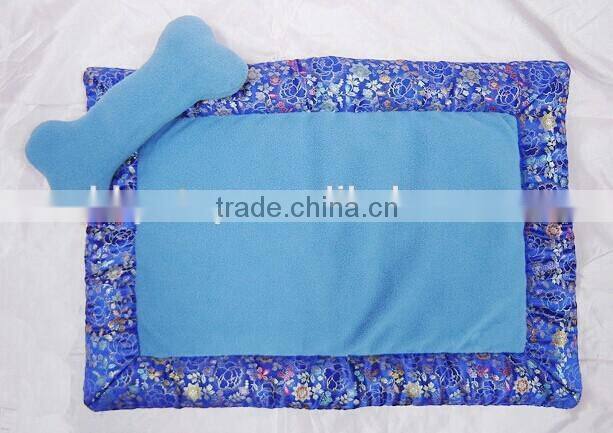 Silk Dog Mat with pillow