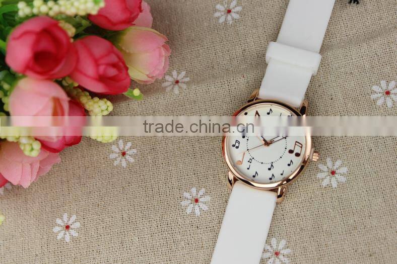 New Geneva Unisex Quartz 5 colorful Men Women Wristwatches Sports Watches Silicone