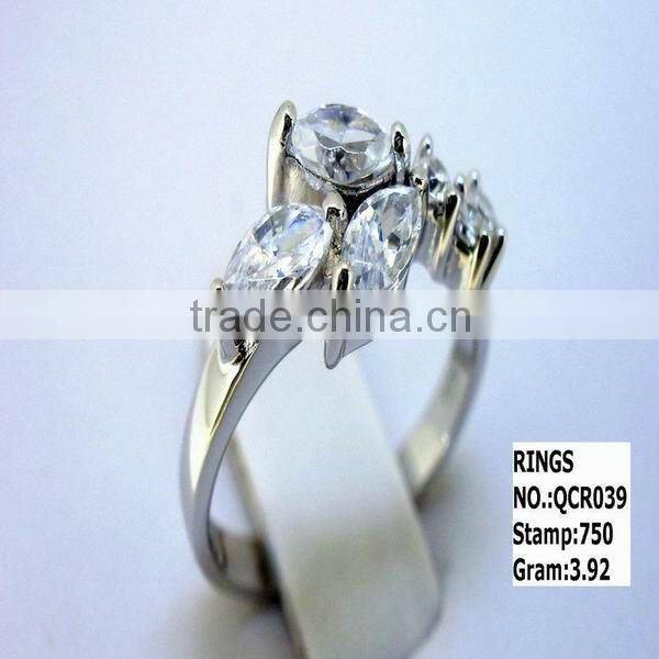 Simple desings 925 sterling silver cz ring QCR033