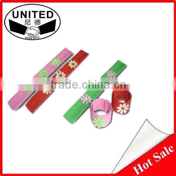 2015 high quality custom made personal new pvc slap bangles