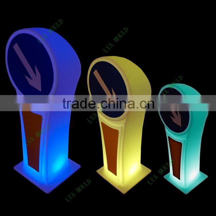 USB Rechargeable pvc traffic cone pole