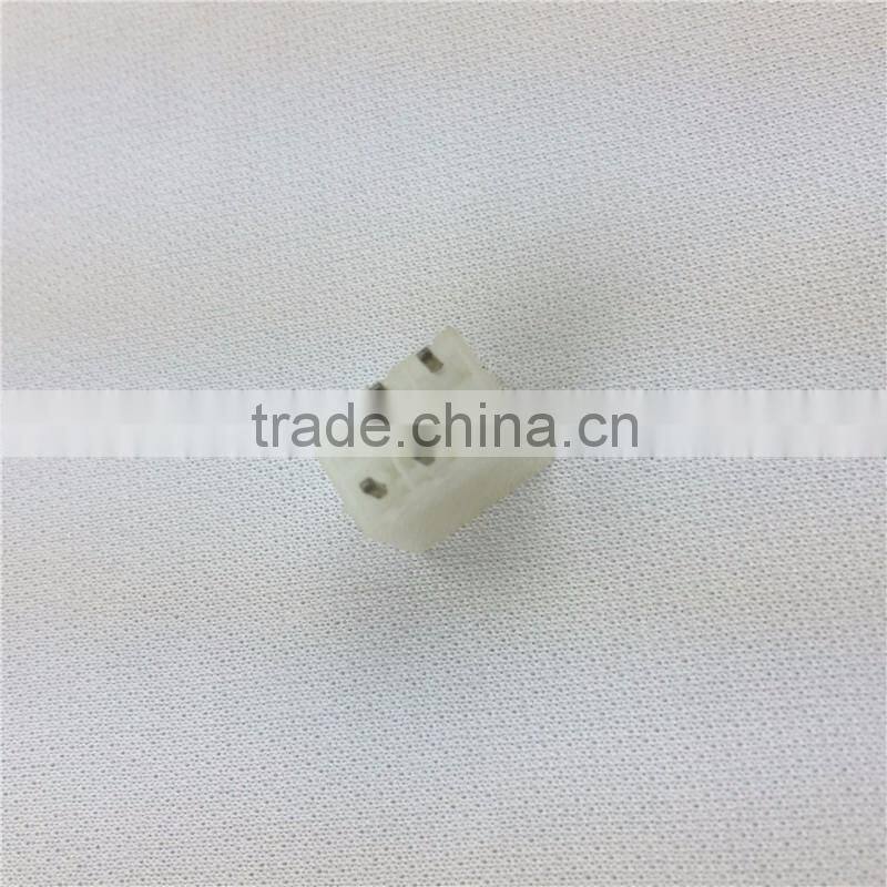 Electronic plastic terminal connector/connector terminal