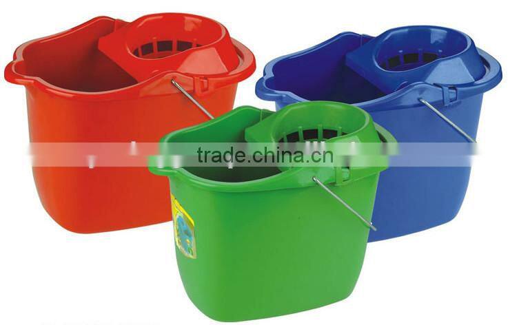10L plastic mop bucket with wringer
