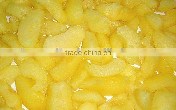 canned sweet apples in can