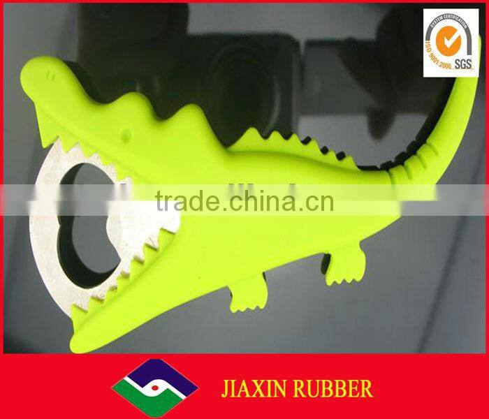 2016 Morden design silicone screw cap openers