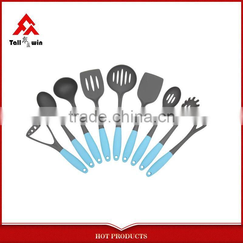 5 Piece Kitchen Utensils Tools Set Black Nylon 5Pc Set Includes Solid Spoon Slotted Spoon Slotted Turner Ladle & Masher With PP