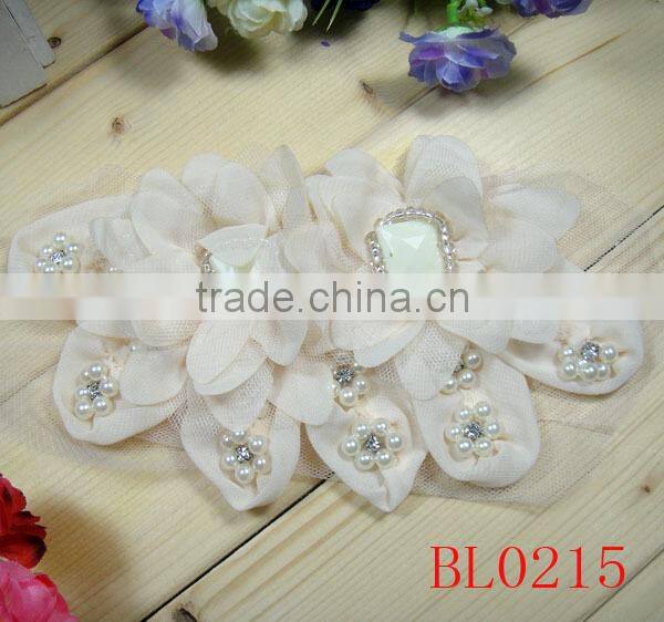 Top fashion two colors available crystal center lace bodice rhinestone applique for wedding dress