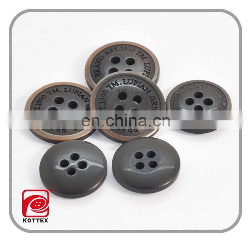 2017 Year 4 Holes Men's Suit Coat Imitation Horn Resin Engraved Laser Logo Button Has Burn Effect