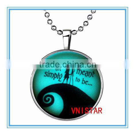 Vnistar wholesale Latest Christmas jewelry Luminous necklace lovely cat pendent for party VN023