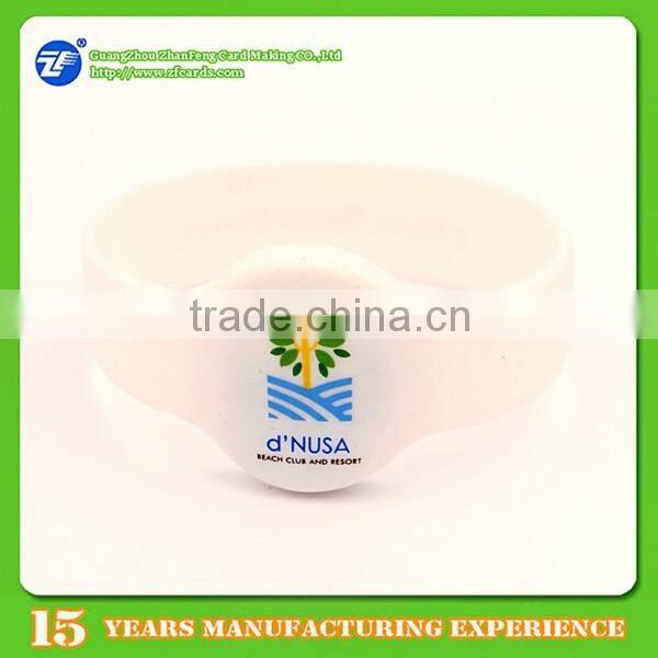 65/74mm diameter 13.56MHz RFID Bracelet Tag with logo printed