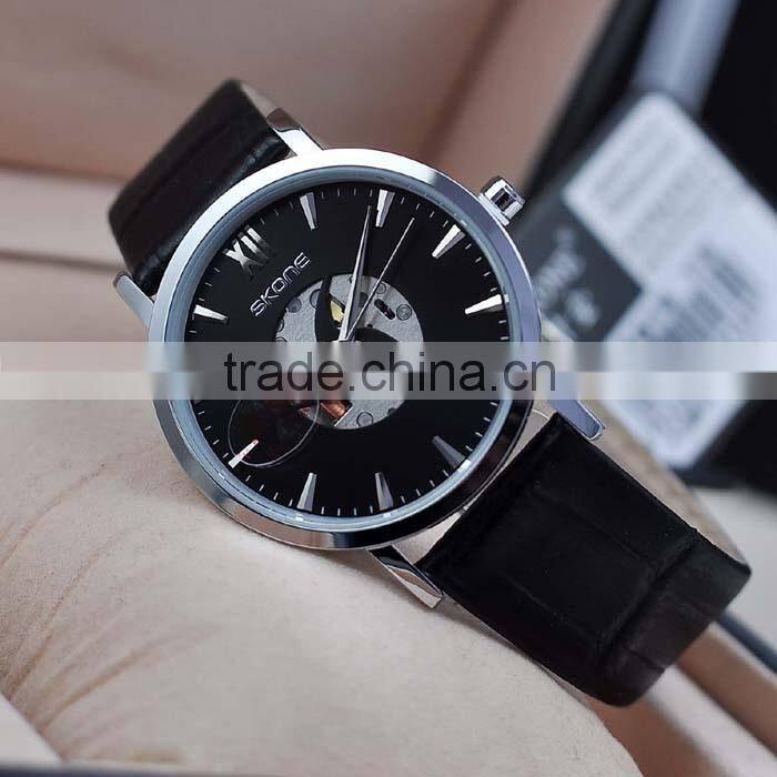 Factory Price Brand New Couple Stainless Steel Watch