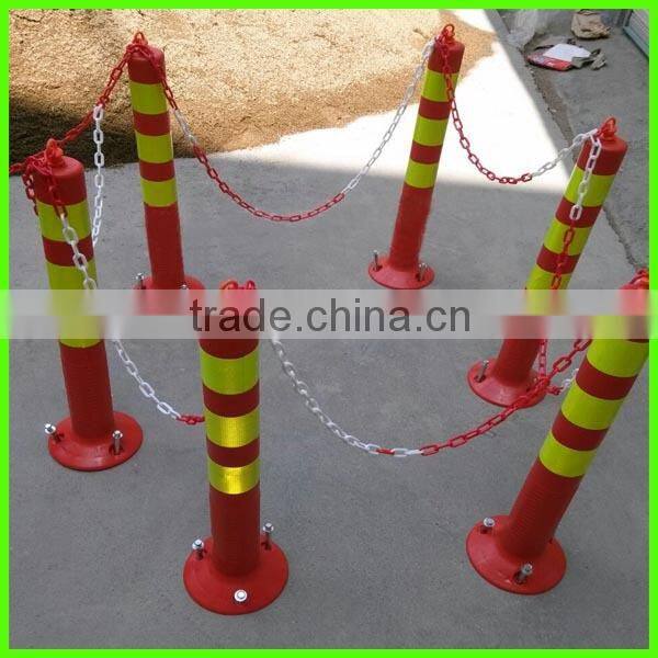 roadway reflective safety warning chain