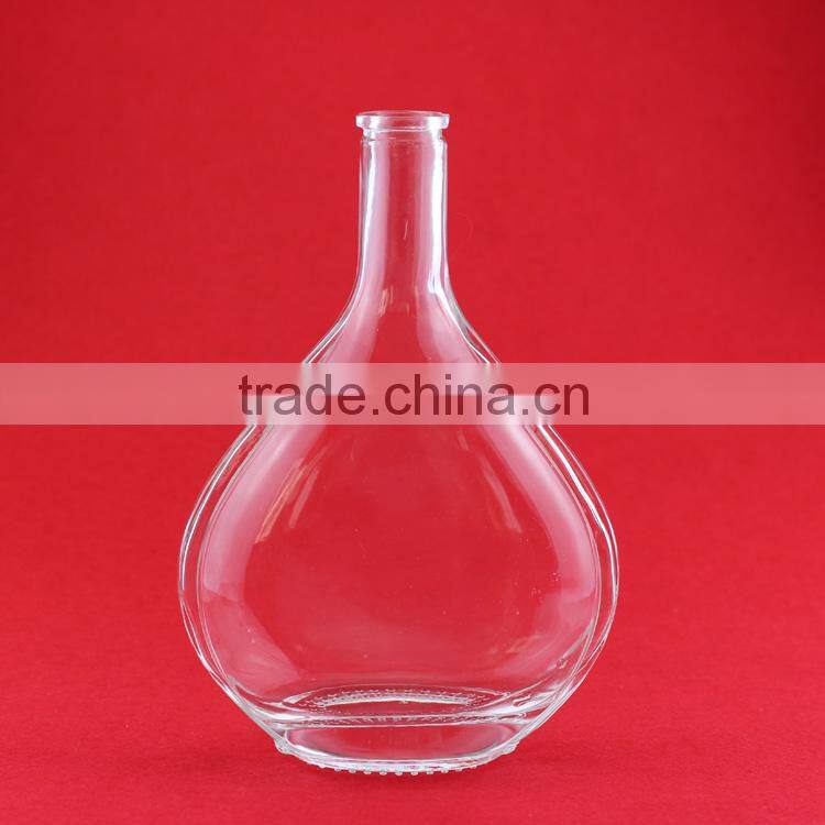 Beautifui heterogenic glass bottle clear glass bottle oblique body glass bottle