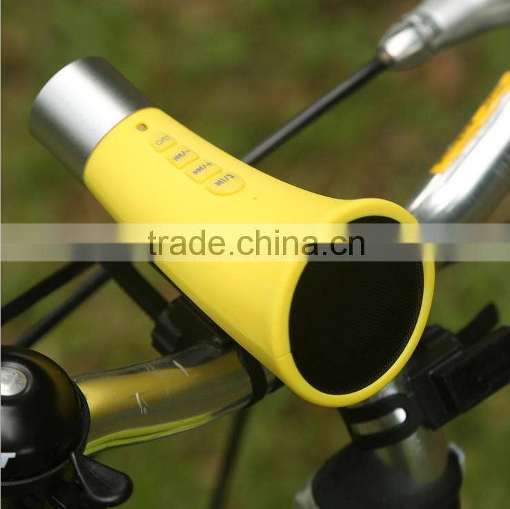 2016 new bicycle speaker handsfree bluetooth stereo speaker with led light for outdoor sport