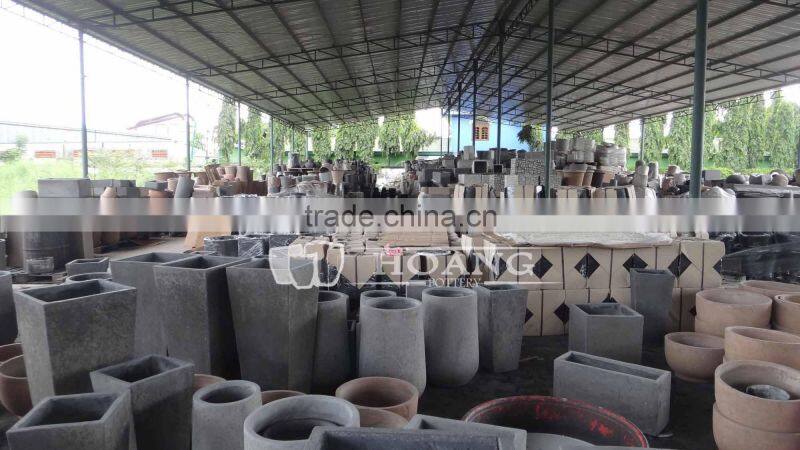 Light Cement Atlantis Jar