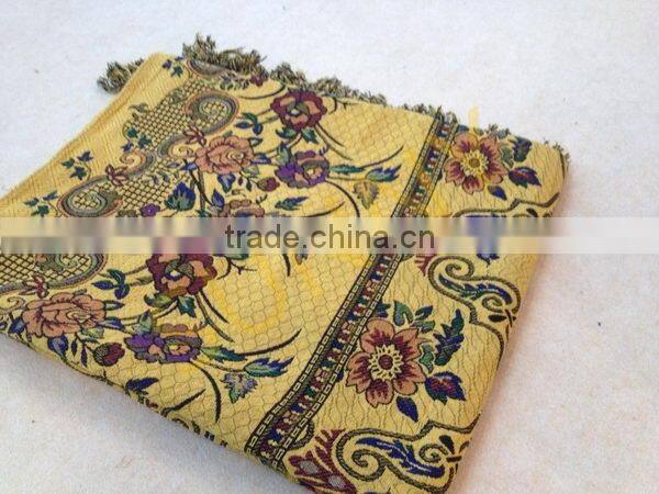 China factory price economic travel pillow blanket manufacturer