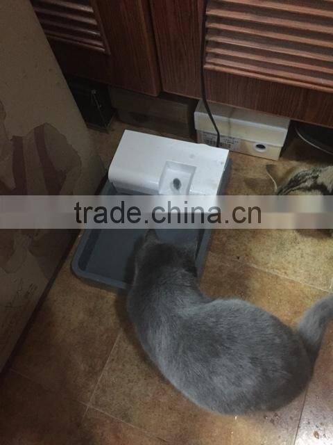 Plastic tranquility fountain, 60oz/Pet drinking water fountain/Automatic pet fountain