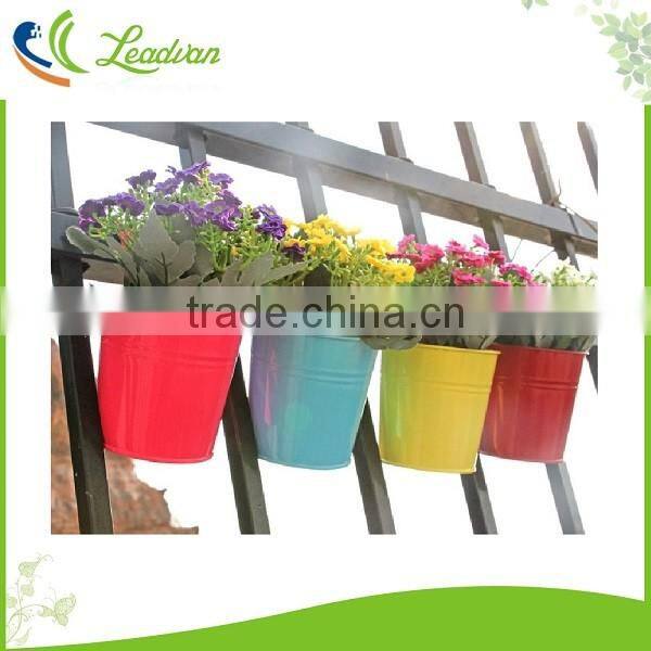 hanging wrought iron wall planters