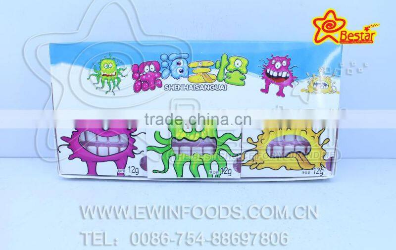 Big Mouth Teeth Packing Bubble Gum