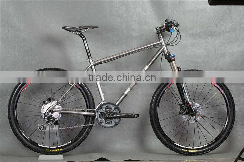 26 Cr-mo Mountain bike with shimano 24 speed