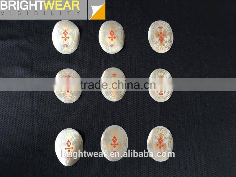 Relfective chest emblem reflective logo be heated on polo shirt for Spain market
