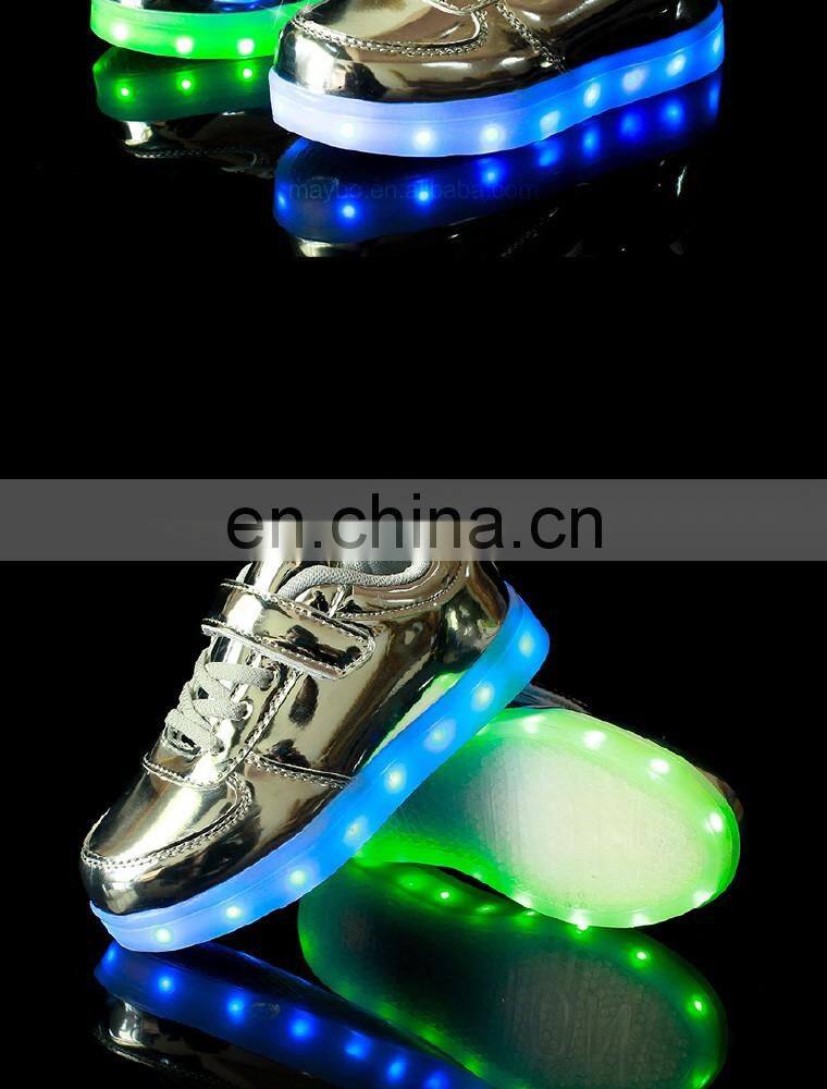 Factory Wholesale new design shining mirror finish PU leather Children Kids LED shoes sneakers footwear
