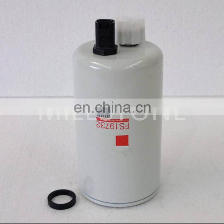 Hot Sale Diesel Engine Parts Fuel Filter 3973233 Fuel Water Separator FS19732