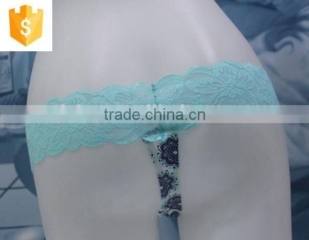 The teen lace g-string with floral photo
