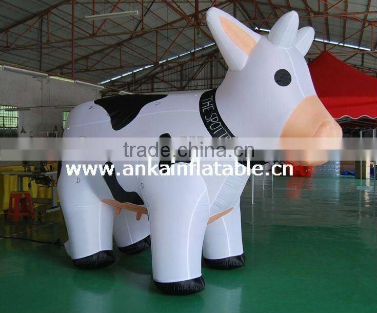 Inflatable cute moving cartoon for promotion