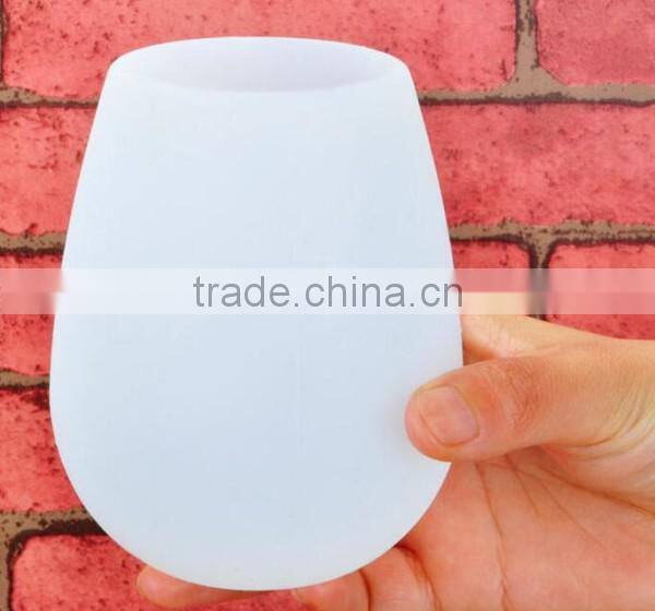 Oval shape silicone wine cup in superior quality for anniversary