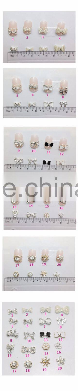 3D Nail Art DIY Decoration Black & White Color Bow Flower &Snowflake Pattern Nail Rhinestone Stickers For Manicure Tools