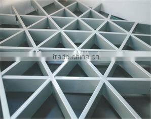 SGS Tested Roller Coated Aluminum Suspended Triangle Grid Ceiling Open Grid Ceiling