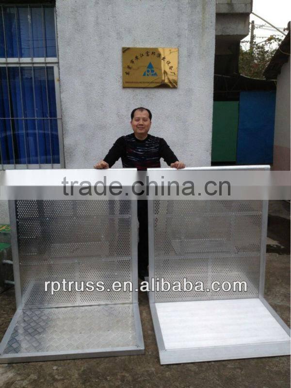 Hot selling galvanized crowd barricade, crowd control barrier