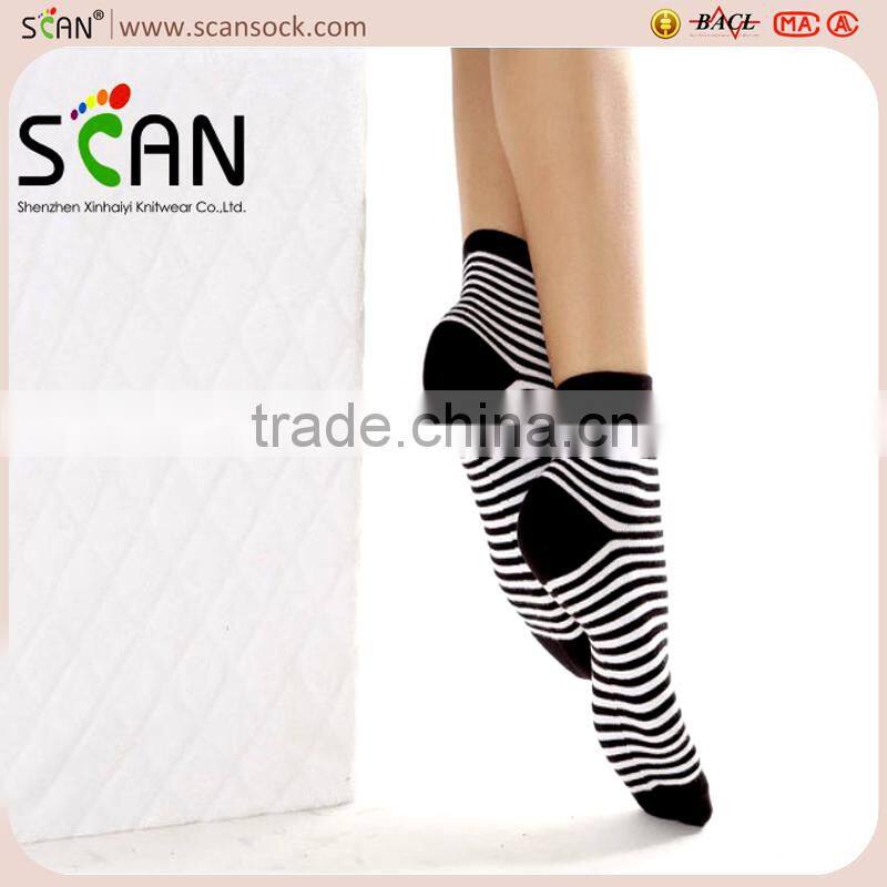 factory wholesale custom stripe black/white color tight ankle socks cotton new produce