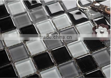 Cheap Black, White and Grey crystal glass mosaic tile with good quality