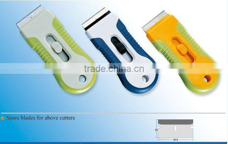 car window ice scraper