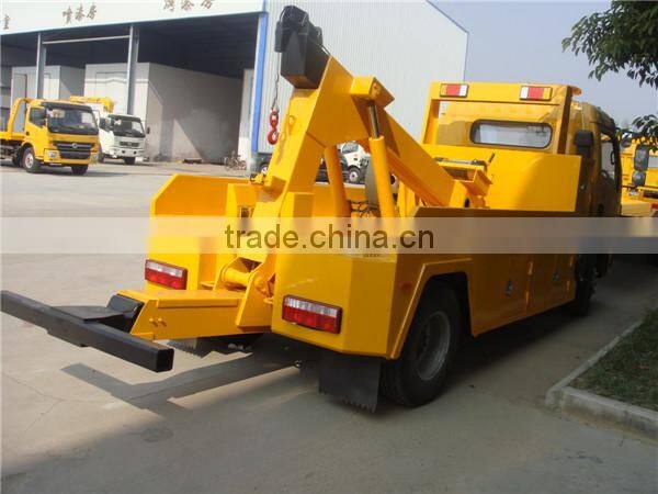 dongfeng 4x2 right hand wrecker tow trucks 3ton to 5 tons for sale