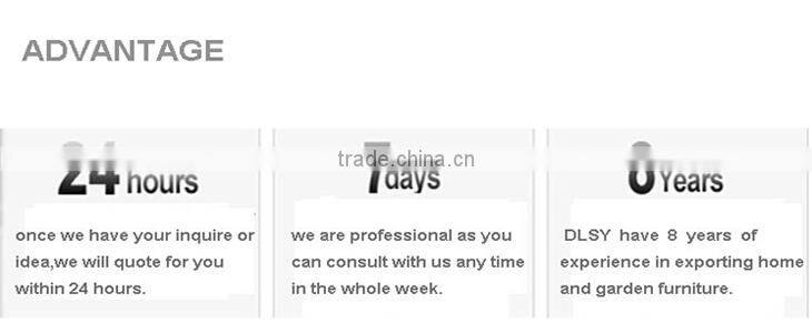 Antique Indoor Daybeds for Sale