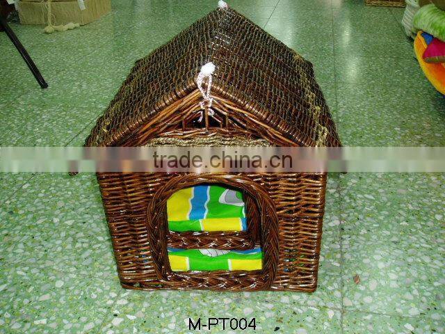 Exquisite and durable wicker pet basket&house