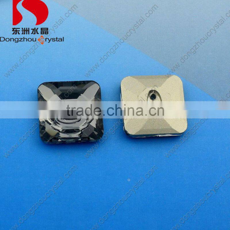 Decorative crystal rhinestone glass button