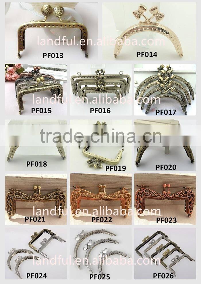 8.5cm Bronze Embossed Pattern Crystal Bead Lotus Metal Purse Clutch Frame