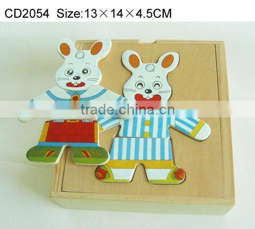 Hot sale Dress up Bear Family Wooden Puzzle in Box educational toys