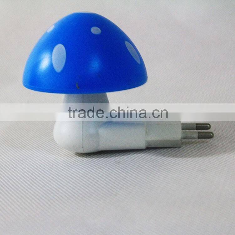 Full stock Battery powered ABS plastic mushroom led sensor night light