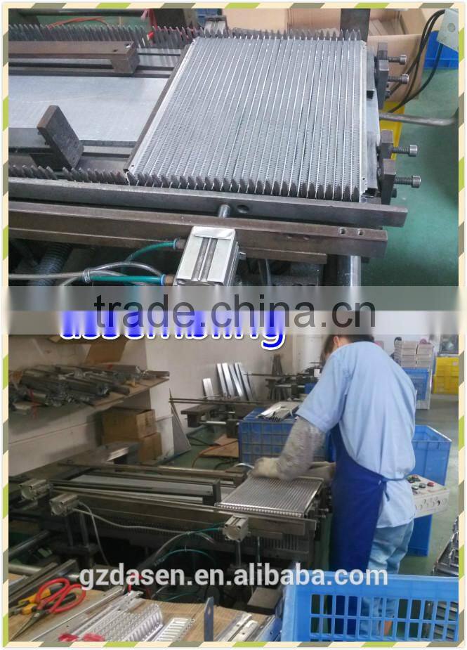 auto radiator for TOYOTA COASTER H2B40/1HZ'97-99