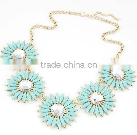Fashion Multicolor Flower Vintage Choker Collar Pendant Statement Necklace Women Fashion Necklaces for Women 2014