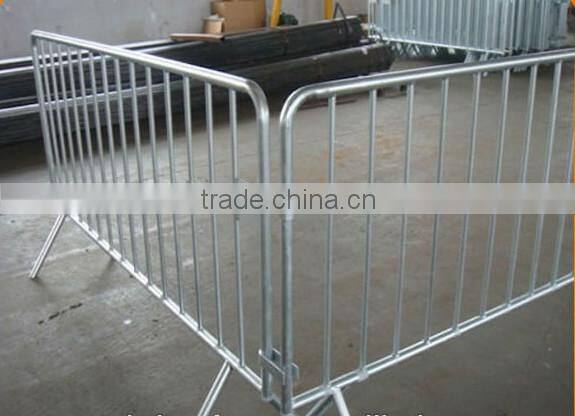 Hot-dipped Galvanized Crowed Control Barrier