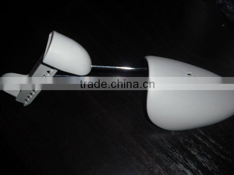 Adjustable shoe tree PA-99